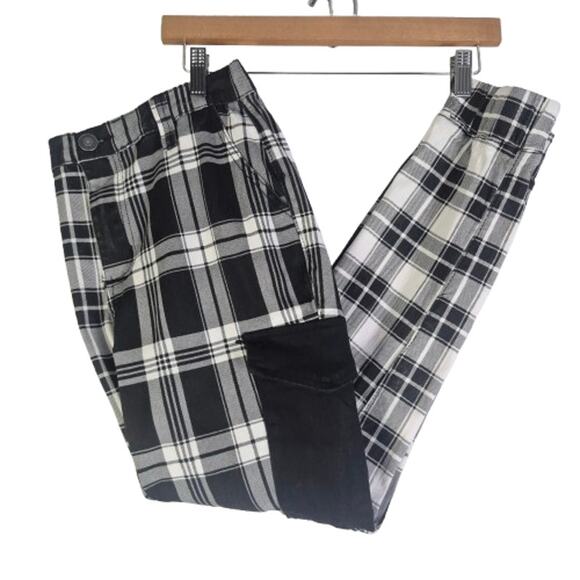 ALMOST FAMOUS Plaid Split Cargo Jogger Style Pants Size Womens S - Picture 6 of 9